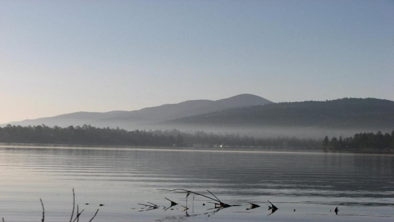 Feathernest On The Lake Villa Fawnskin Exteriör bild